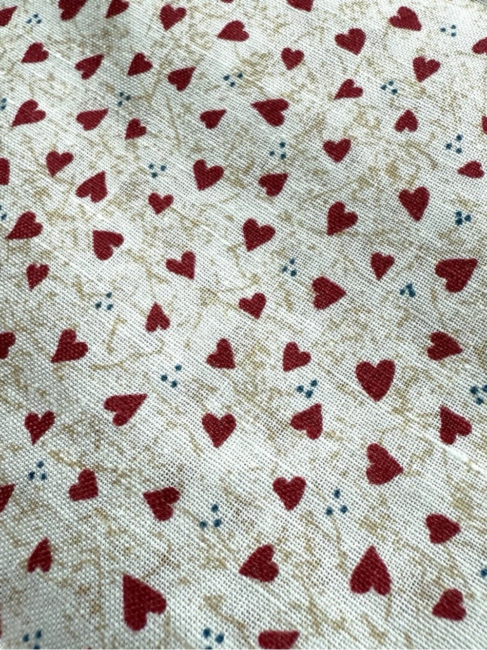 VTG Lilttle Quilts Fabri-Quilt Cotton Small Hearts On Cream Fabric 1yd + 35"L